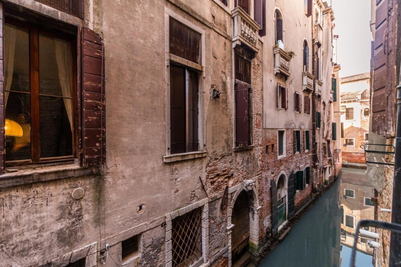 Fenice Backstage Over Canal Venezia Eksteriør bilde